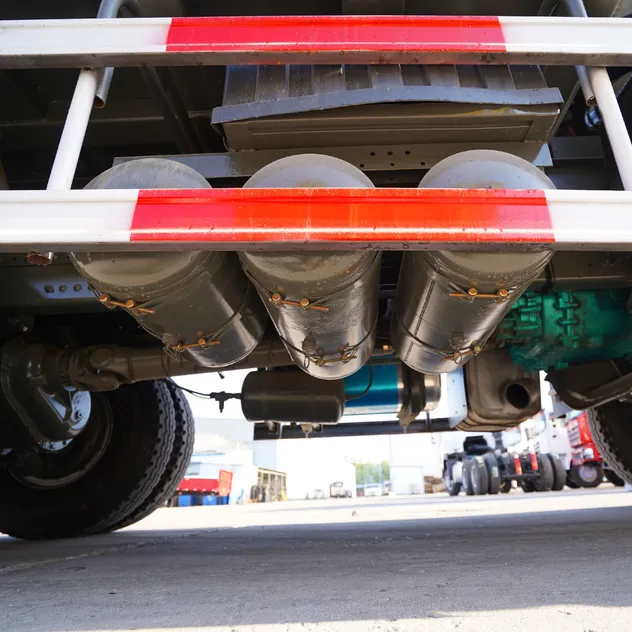 Sinotruk HOWO 6X4 371HP Dump Truck for Road and Mining Use